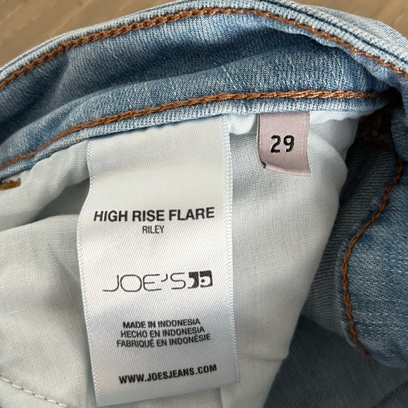 Joe's Jeans The Riley High Rise Light Wash Flare - Picture 6 of 8